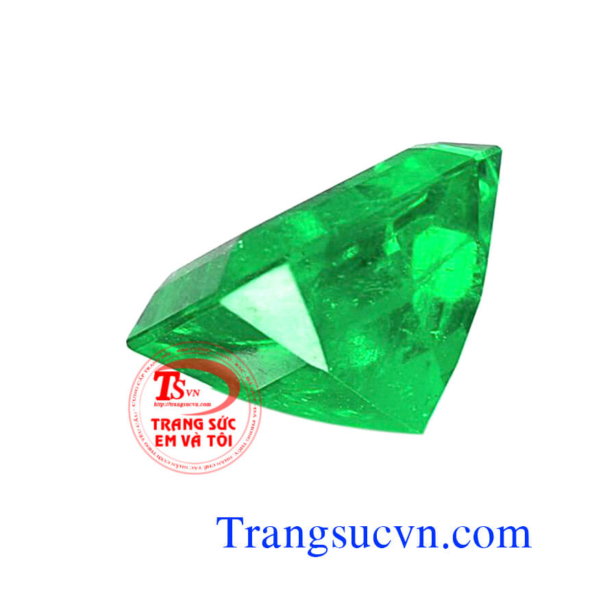 Emerald thiên nhiên